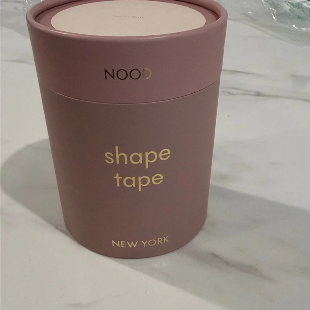 Adhesive Body Bra Tape in cream - Picture 2 of 4